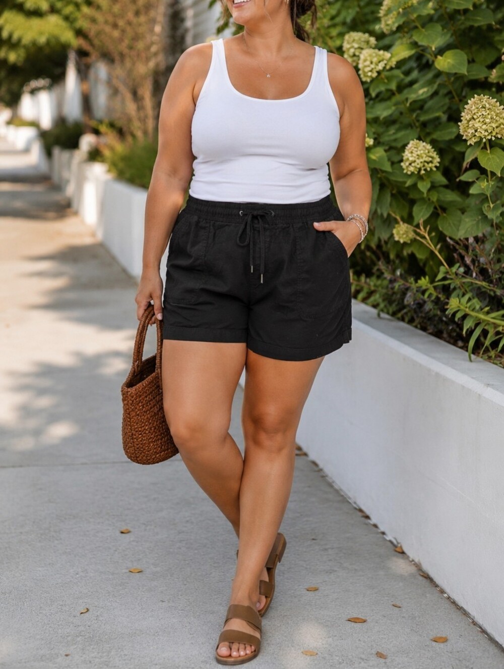 Tahari Black Cotton Blend Drawstring Utility Shorts Casual Pull-On Pockets
